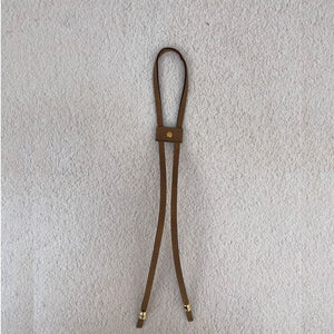 ACCESORIOS EN CUERO VEGANO